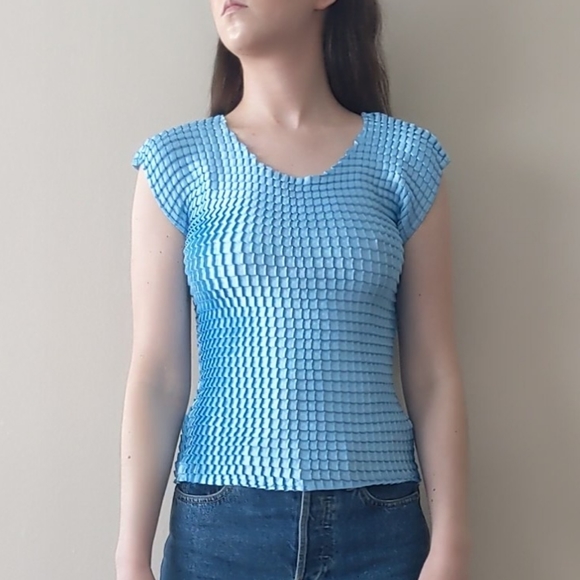 Blue Stretchy Top - Picture 2 of 5